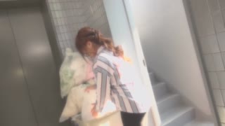 朝ゴミ出しする近所の遊び好きノーブラ奥さん _ 祈里きすみ